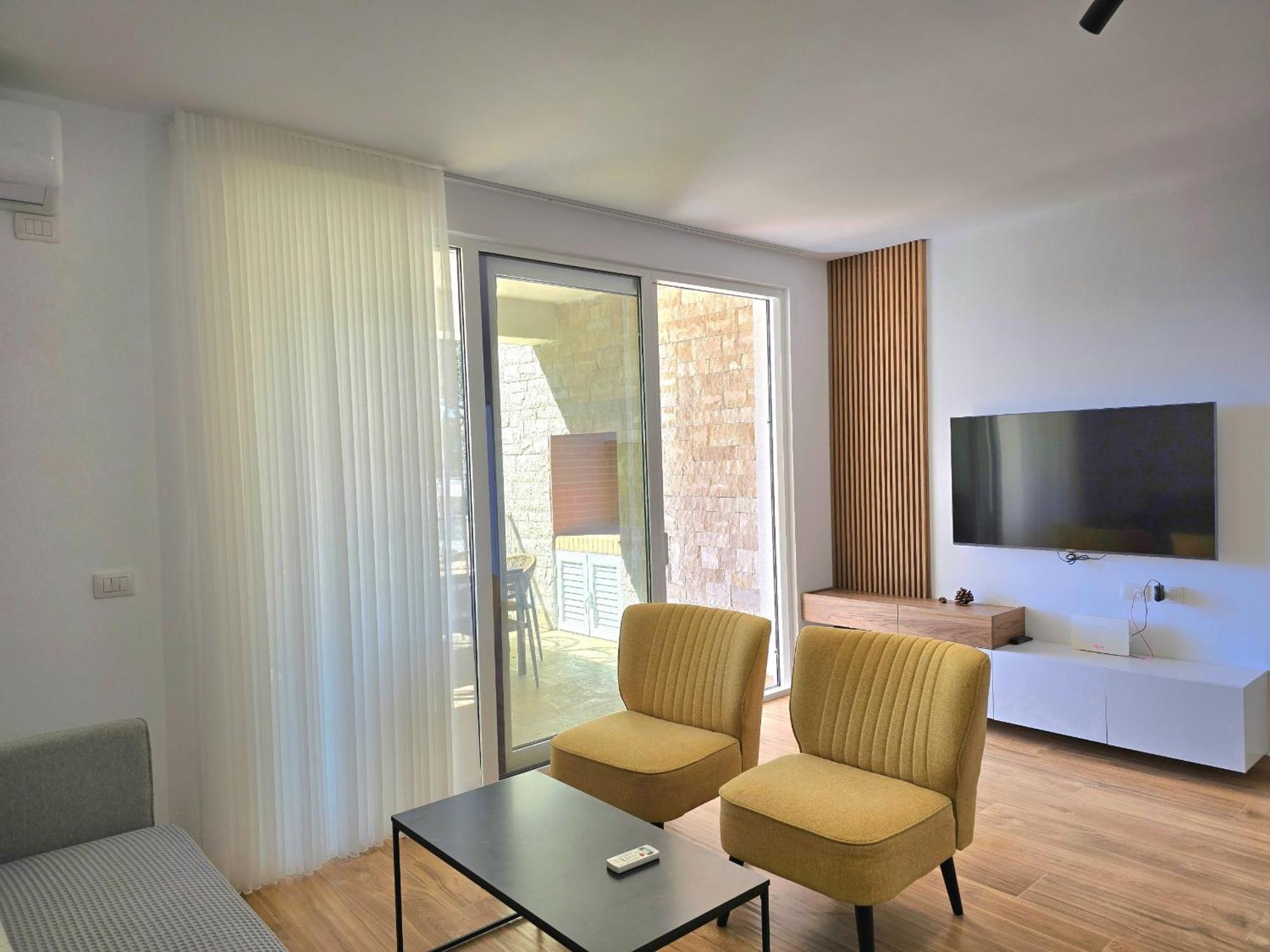 Cozy - 296 Durrës